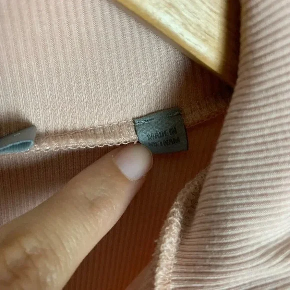 VINCE Ribbed Half-zip Pullover  In Desert Rose Size Small - Picture 7 of 14